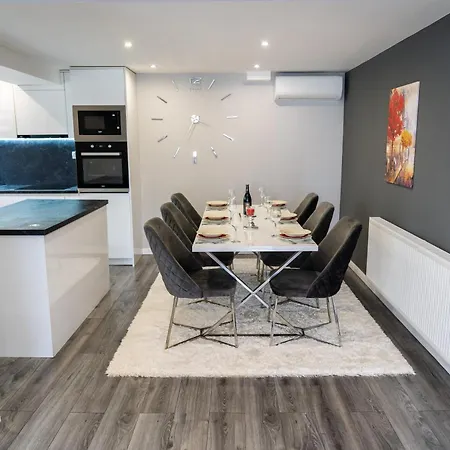 Ifi Holiday home