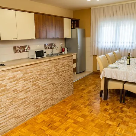 Holiday home Ifi Mostar