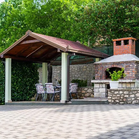 Ifi Holiday home
