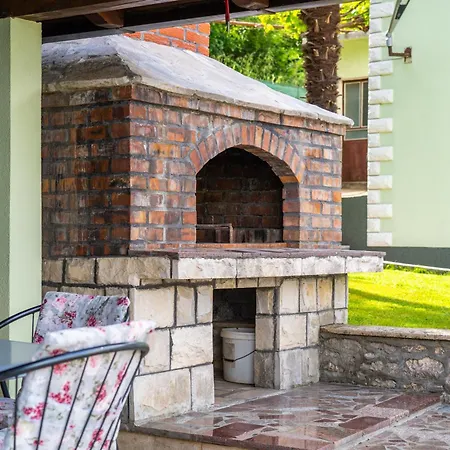 بيت للعطل Ifi *